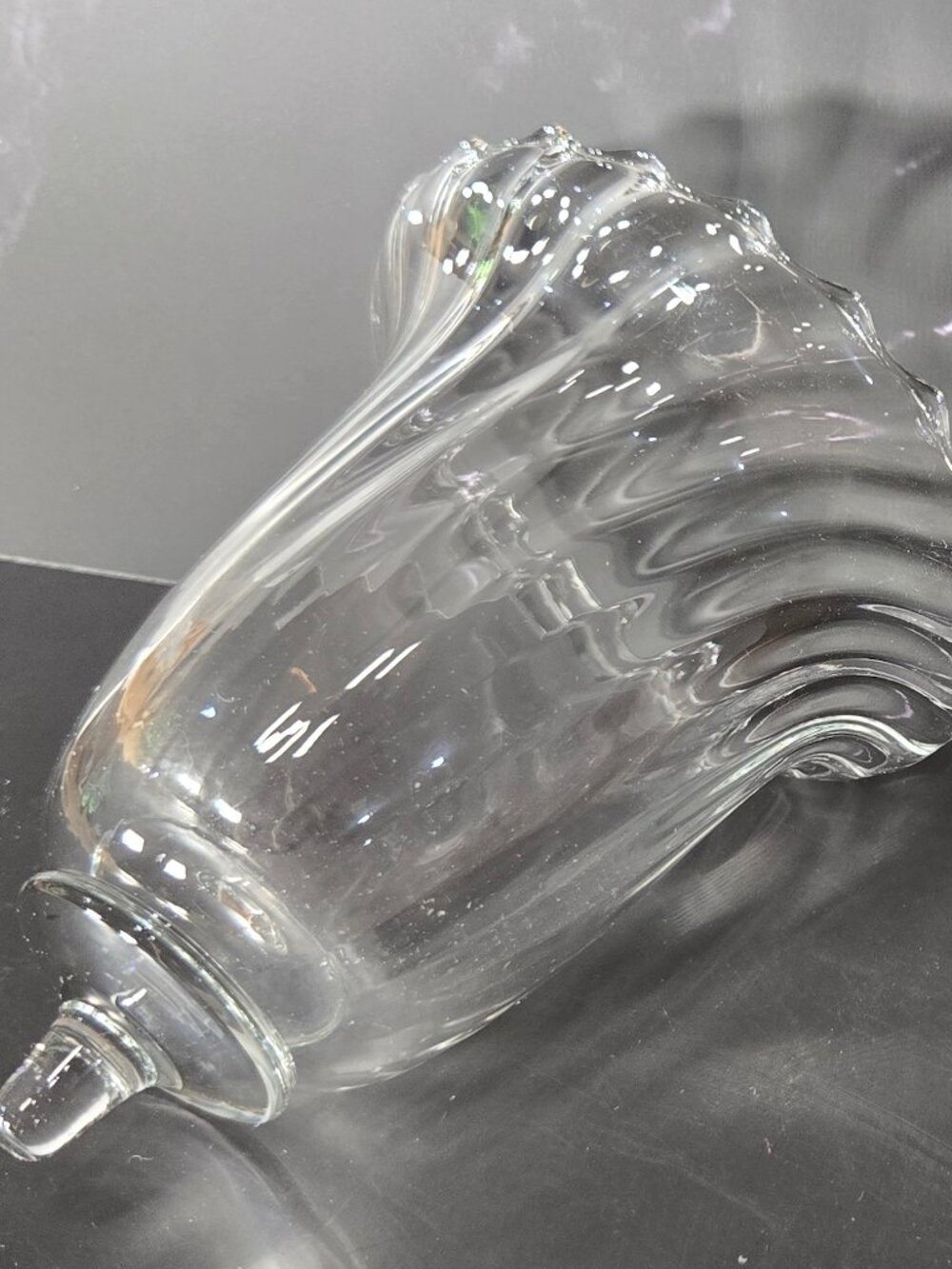 Vintage PartyLite Brass Scroll Tripod Candle Holder w/ Swirl Fluted Glass Votive - Picture 5 of 7